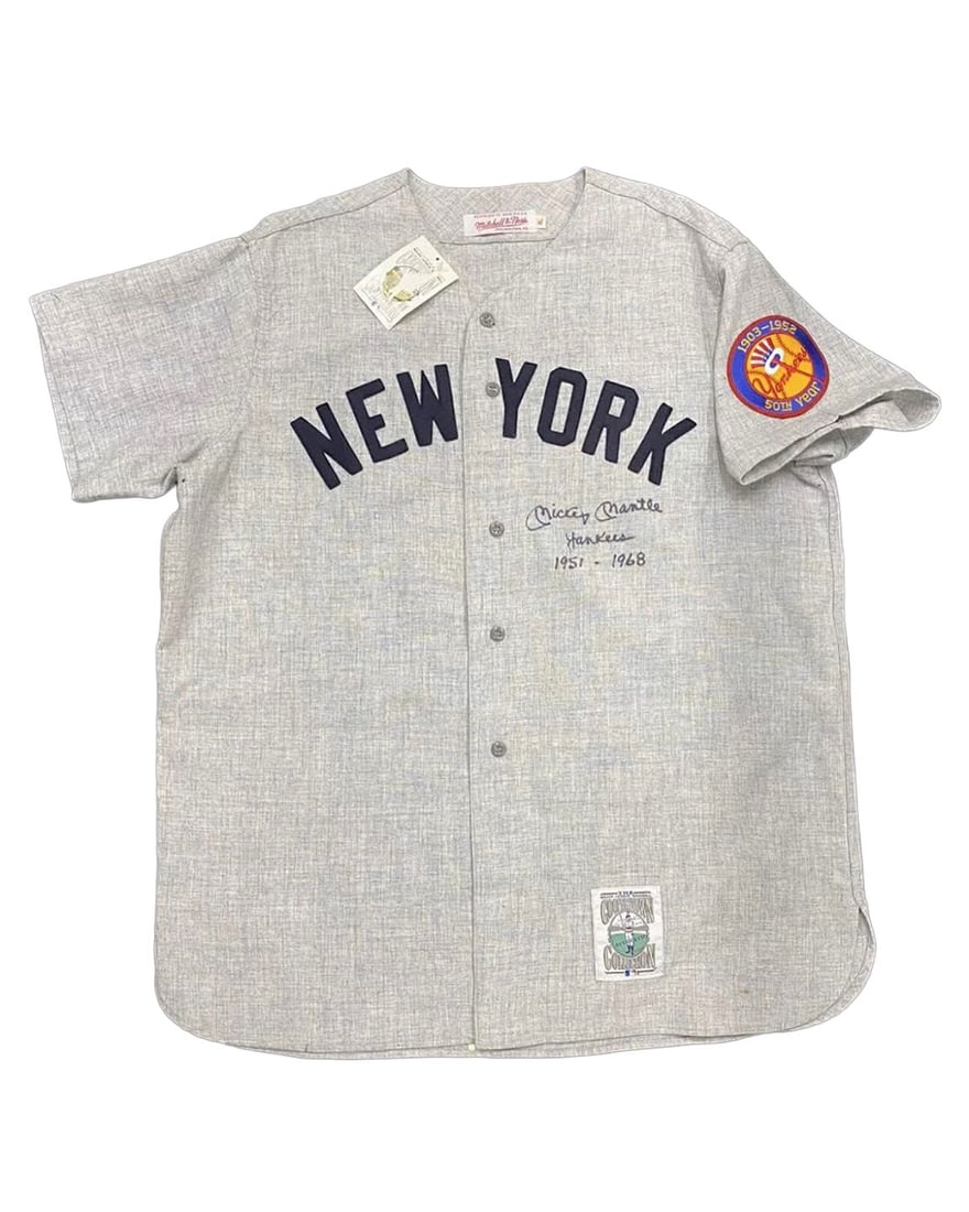 Mickey Mantle Autographed Flannel Orignal Jersey JSA: Very rare Flannle Cooperstown Collection Mickey Mantle Autographed Jersey. JSA FULL LETTER. Absoulte Gem.