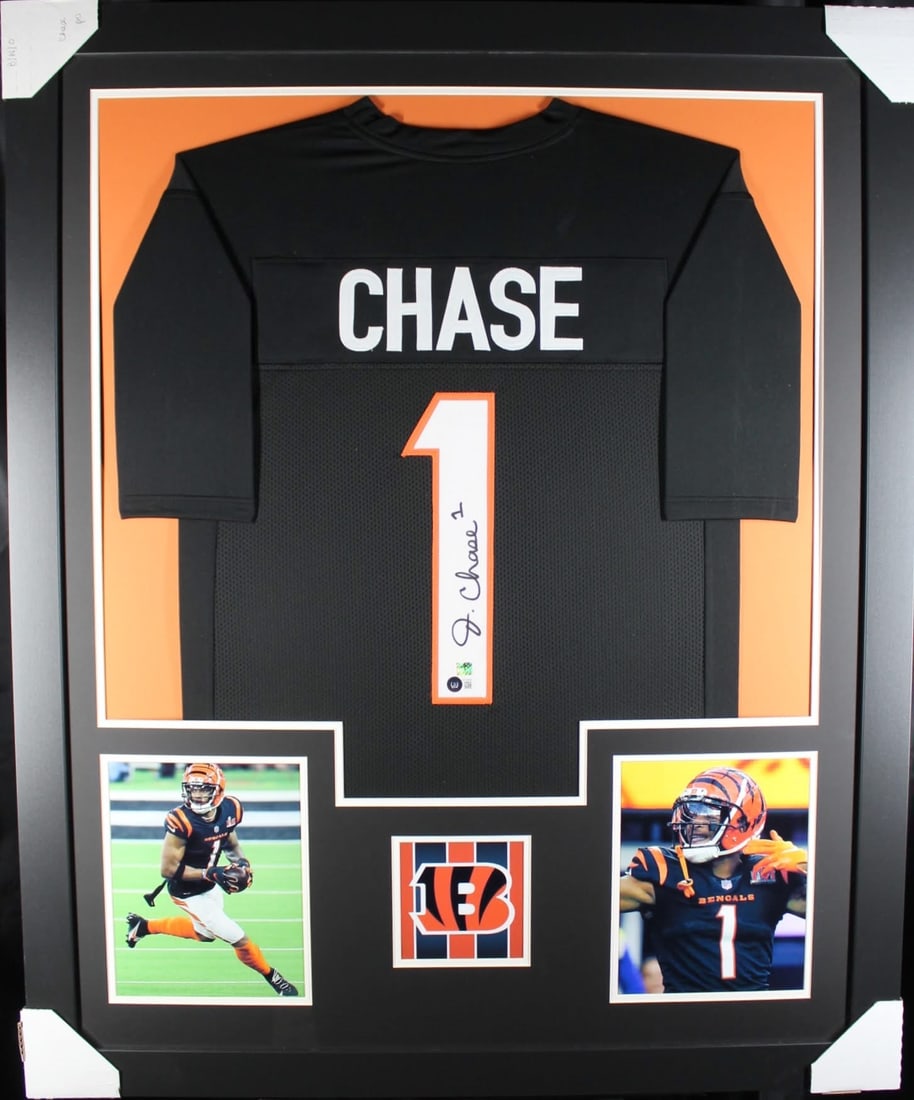 JaMarr Chase Autographed Bengals Jersey (1 of 1)