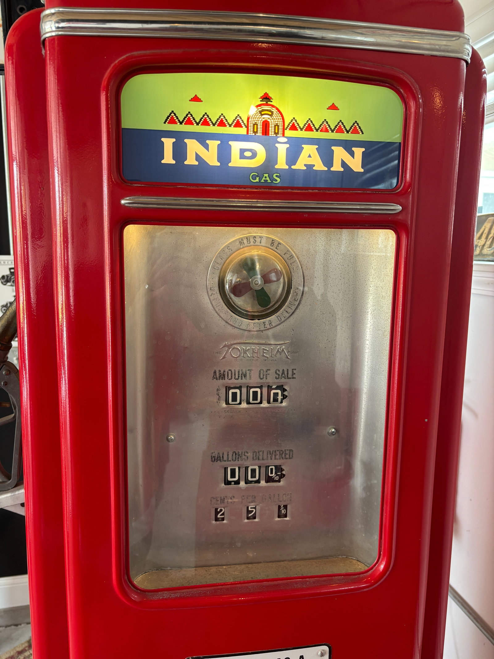 Texaco, Indian Tokeim 39 tall 1941 Restored No Reserve - 6