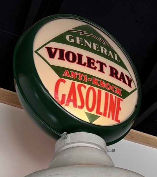 1923 Hayes 12x27 General Gasoline Visible Gas Pump - 10