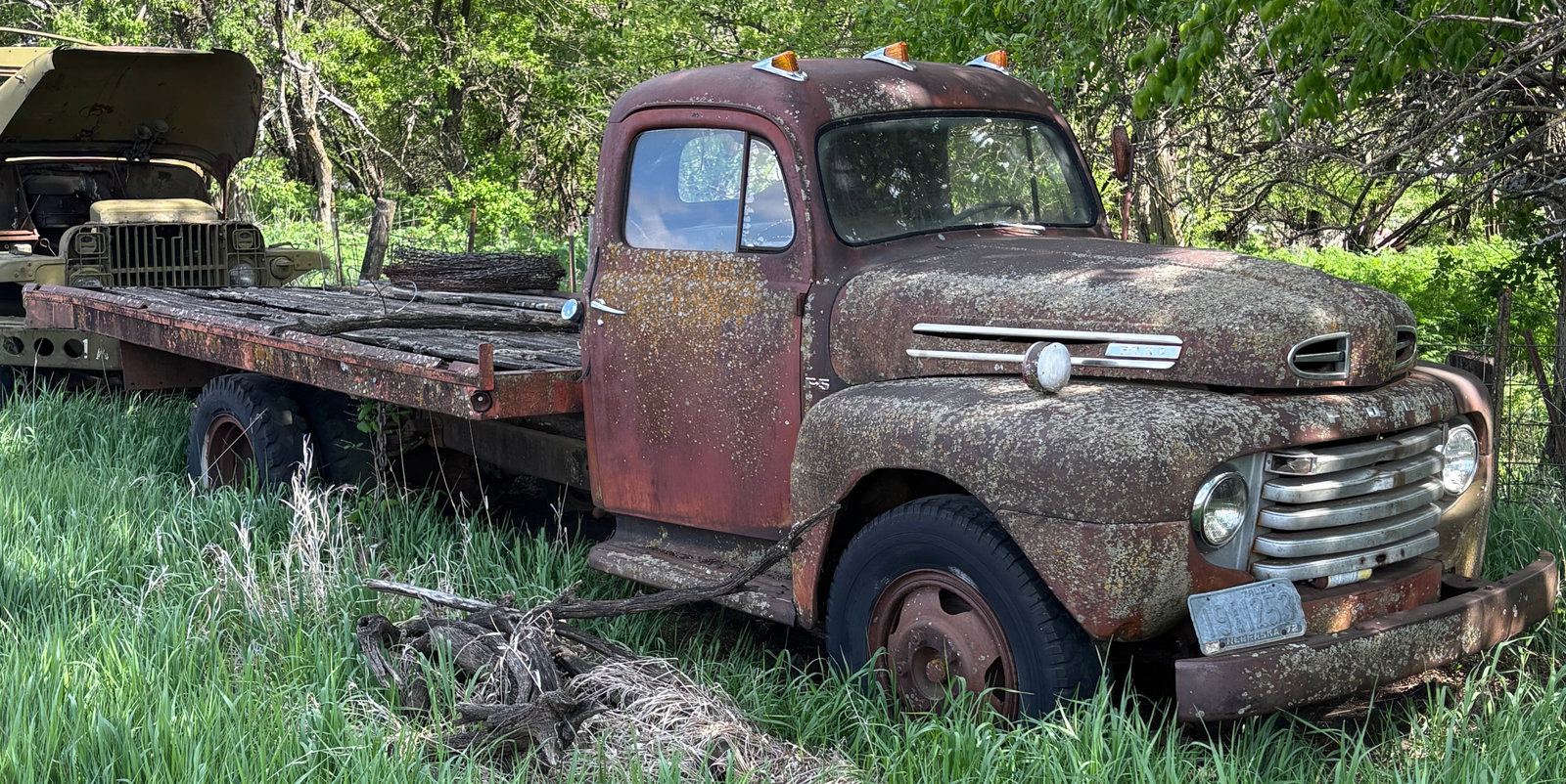 1950 Ford F-5 Straight Flatbed Truck Field Find - 4