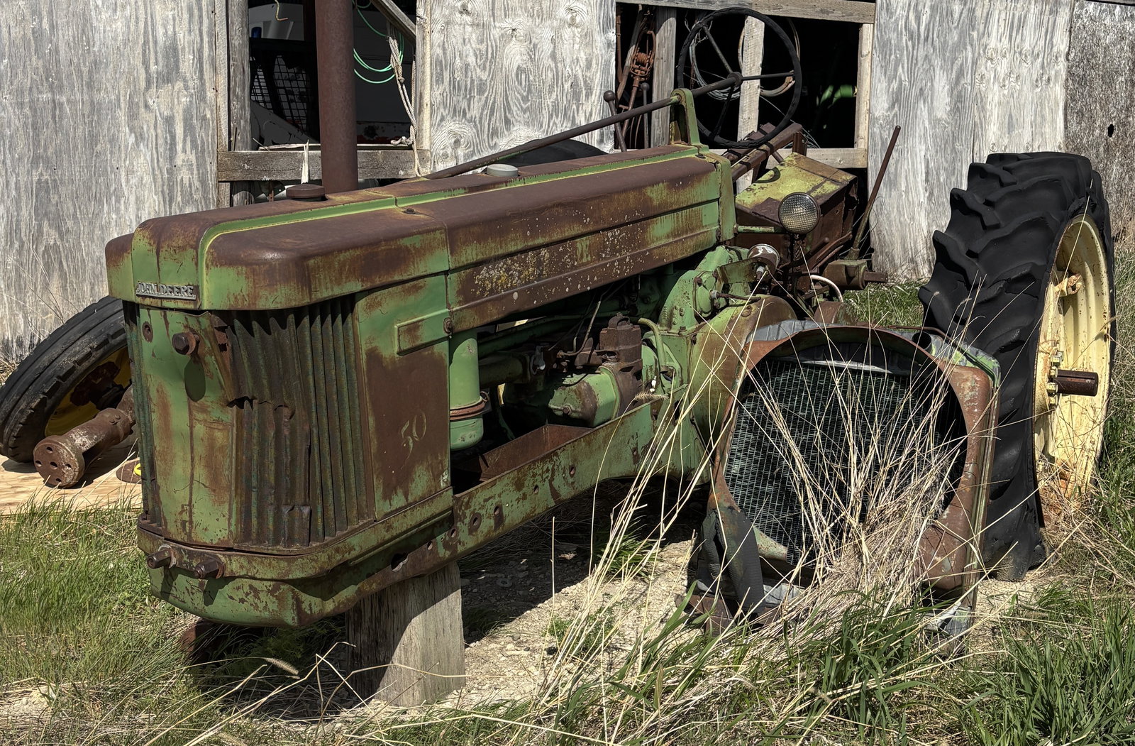 John Deere Model 50 Barn find Project (1 of 7)