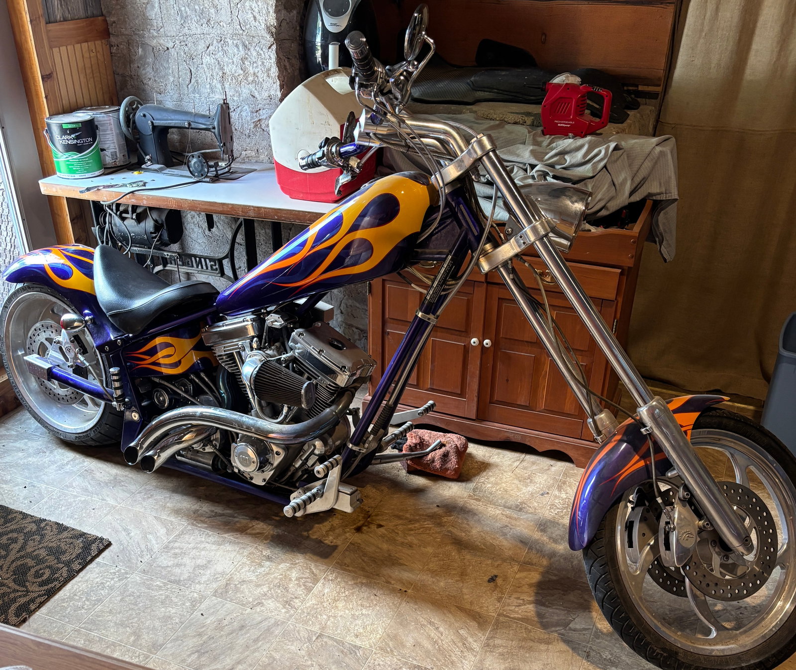 2004 American IronHorse Texas ChopperFactory Custom wrecked - 14