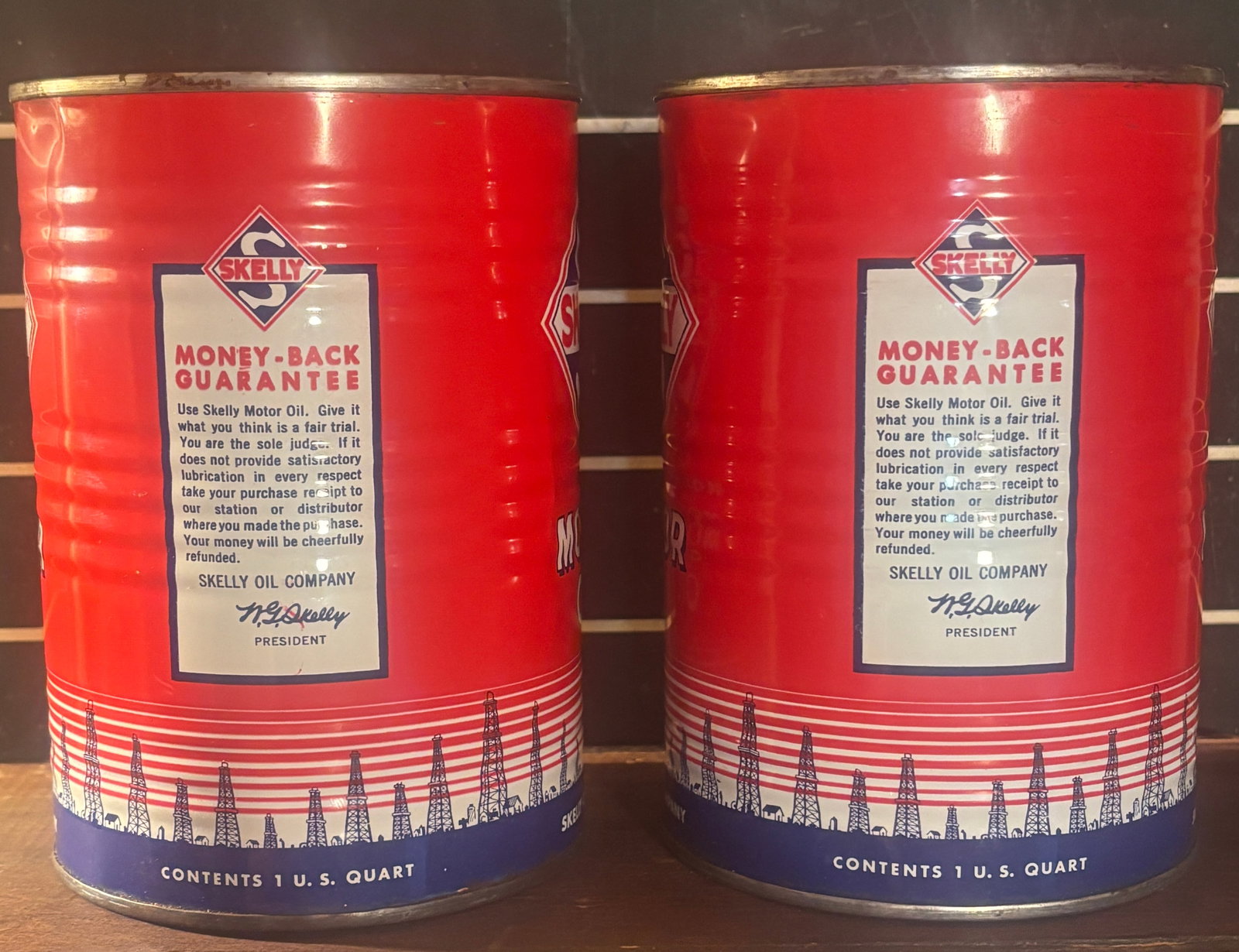 Pair of 1940s Skelly Quart Metal Motor Oil Cans - 2