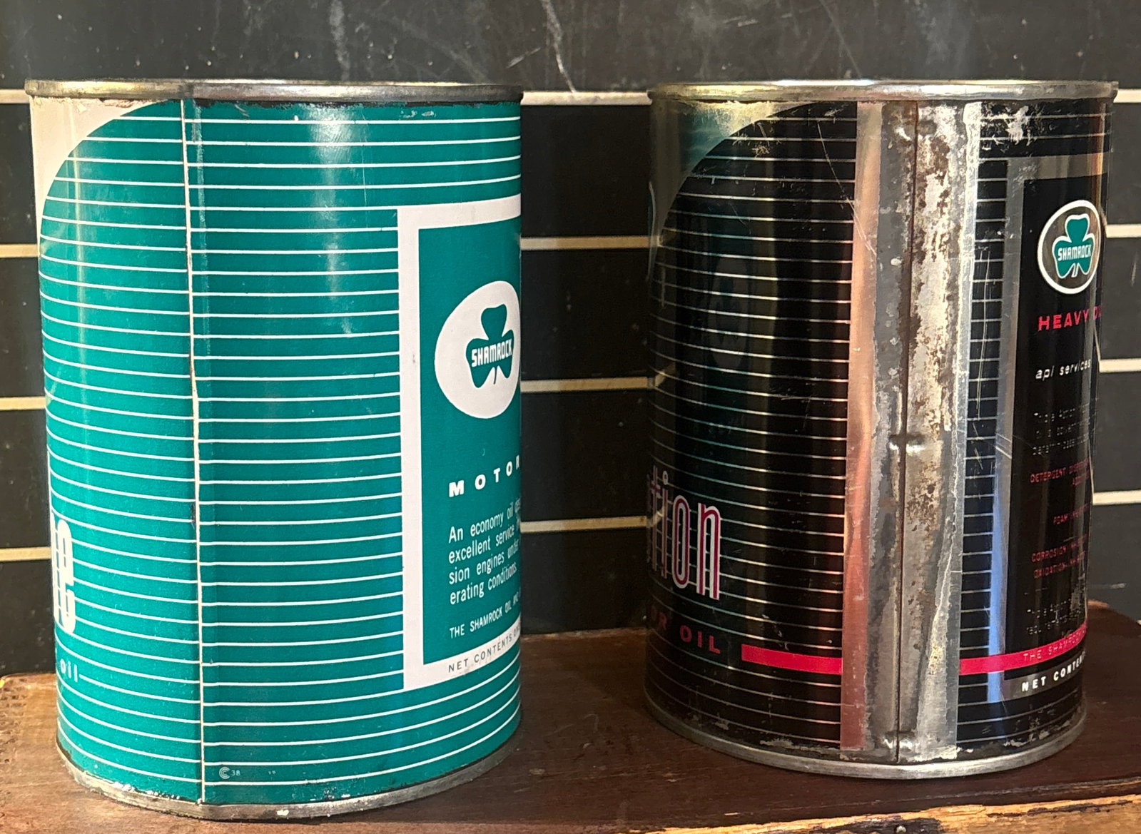 NOS Pair of Shamrock Metal motor oil Cans - 3