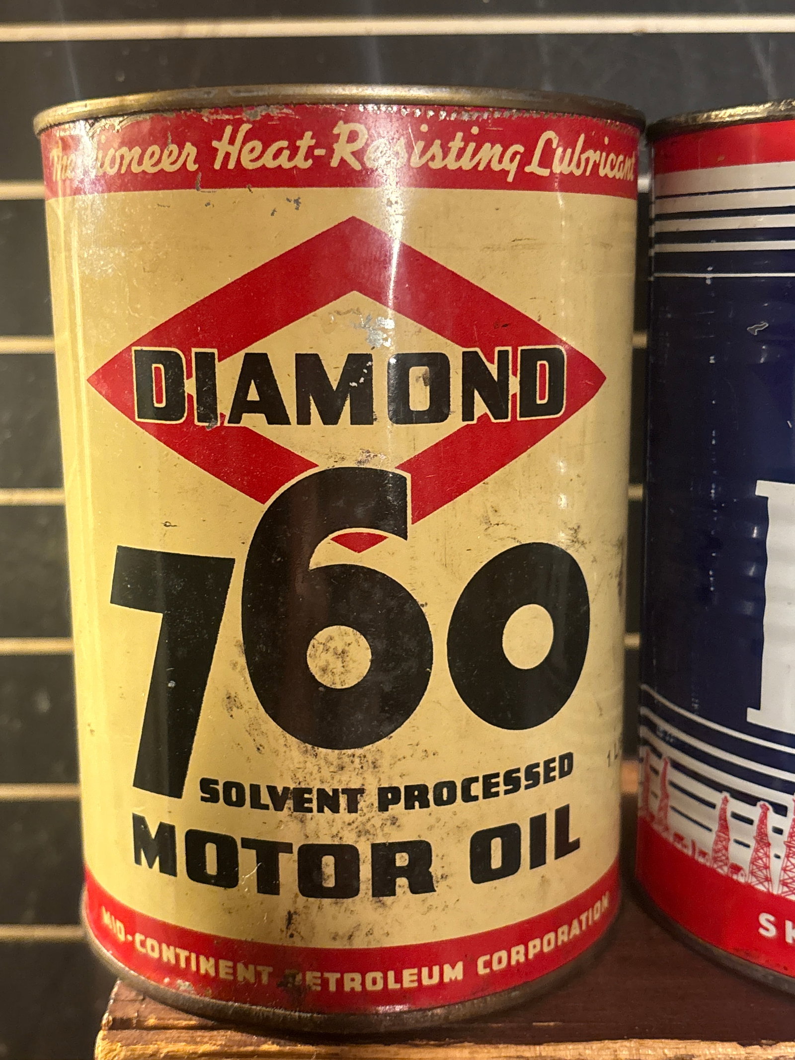 Lot of 3 Metal Oil Cans Skelly, Phillips 66 Diamond 760 - 5