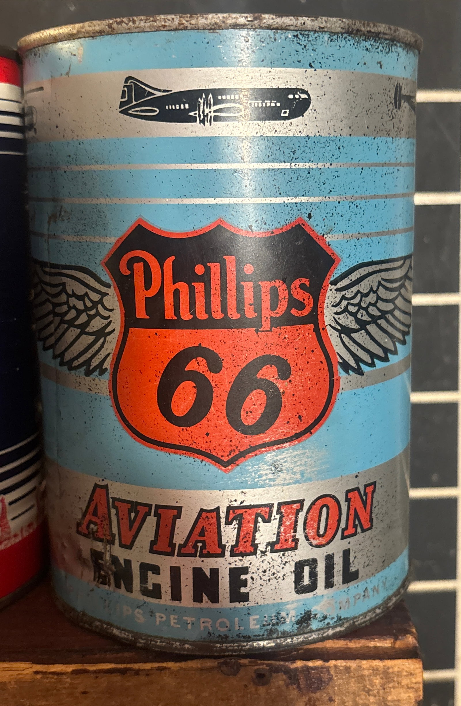 Lot of 3 Metal Oil Cans Skelly, Phillips 66 Diamond 760 - 7