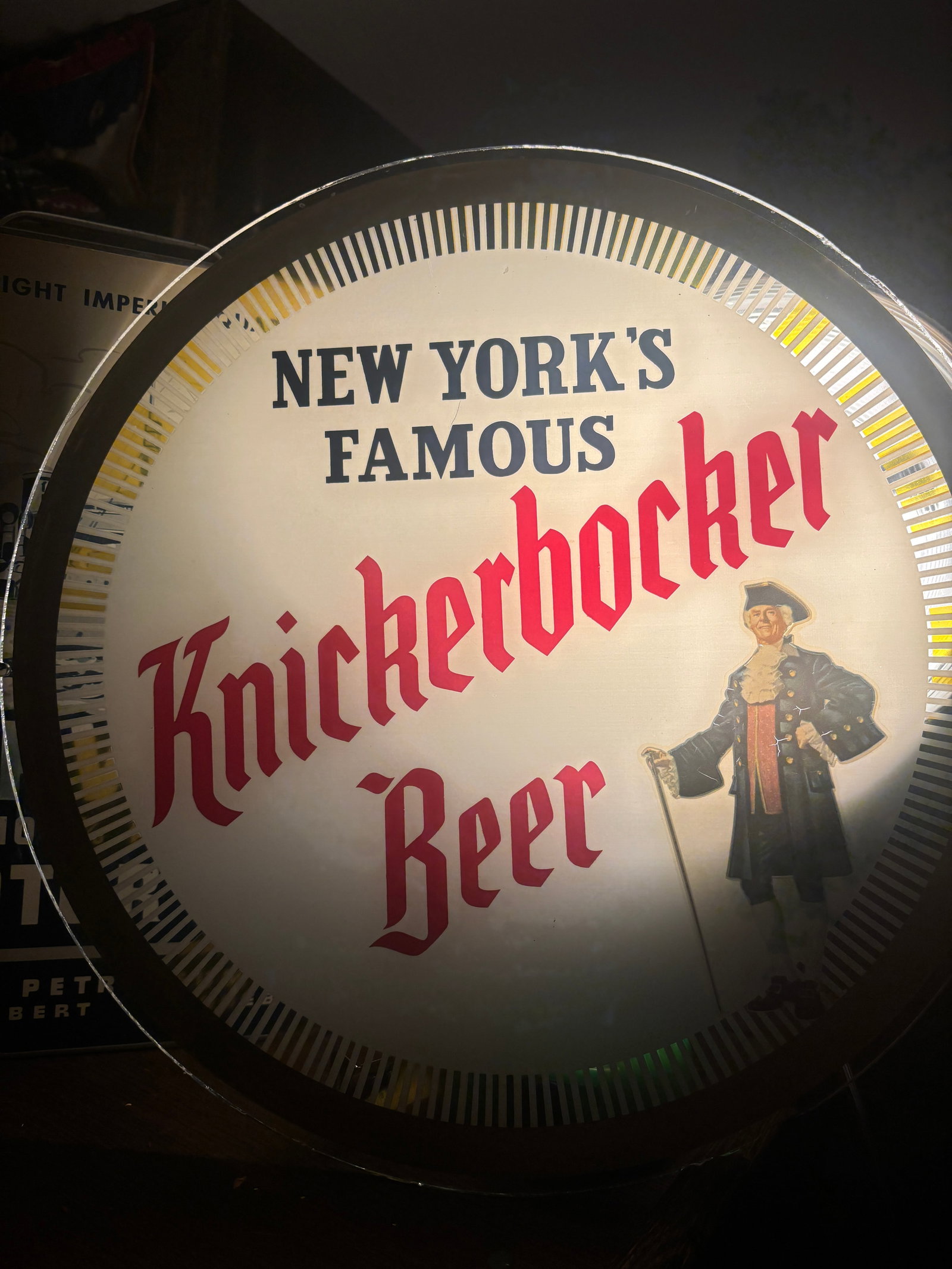 1950s Knickerbocker Beer Reverse Glass Face Motion sign - 2