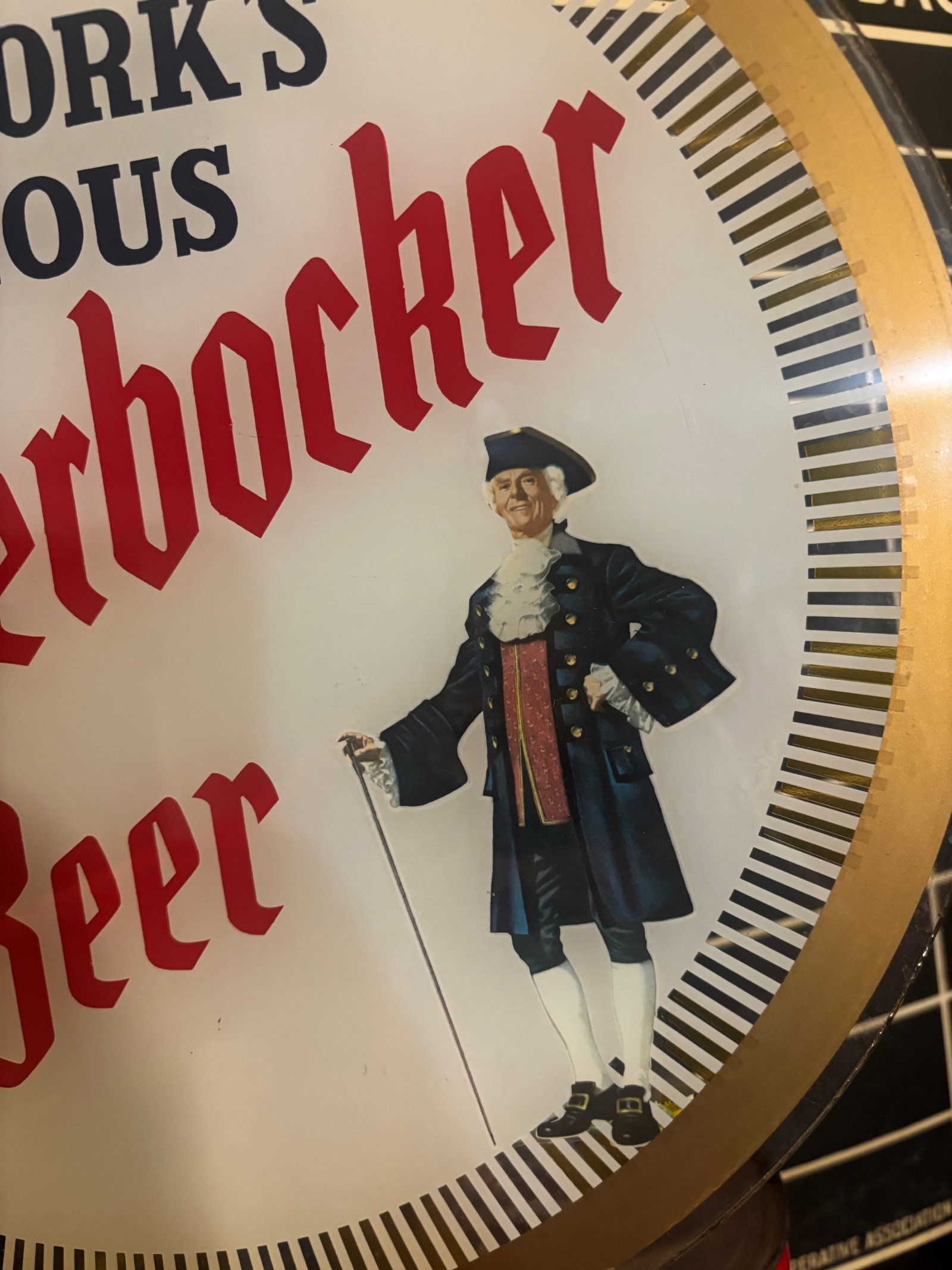 1950s Knickerbocker Beer Reverse Glass Face Motion sign - 8