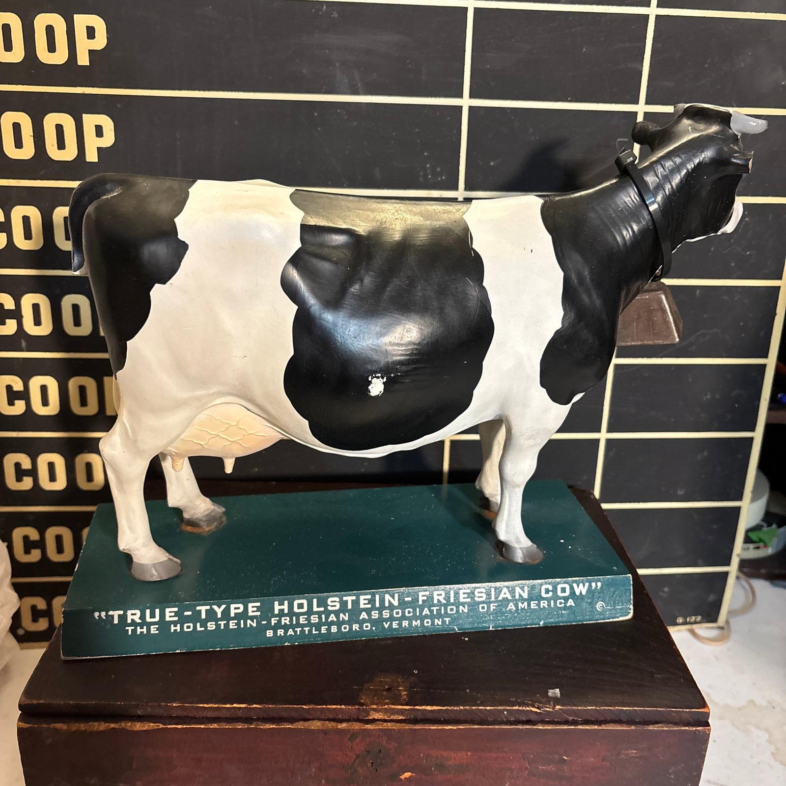1940s 50s Holstein-Friesian Store Display Model - 5