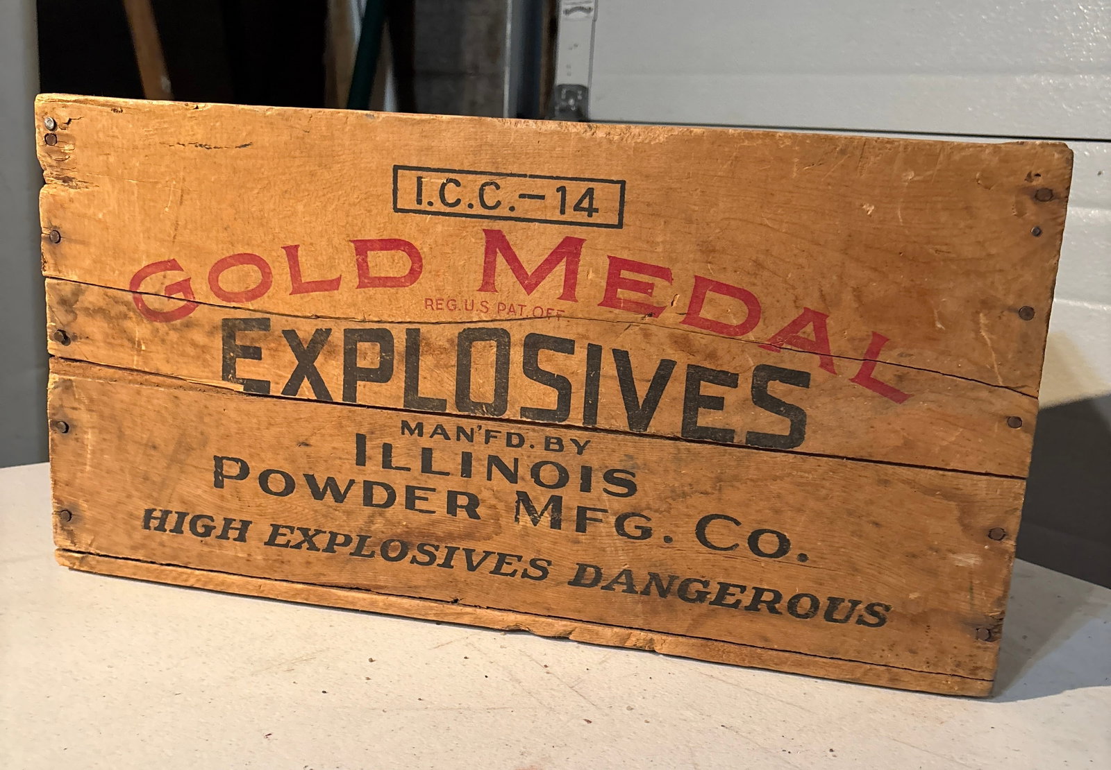Antique Gold Medal Explosives Wood Crate Box: Antique Gold Medal Explosives Wood Crate Box. in Good Condition, measures 18”x 9.5” x 12” Flat Rate shipping $25 or pick up in St. Joseph Mo.