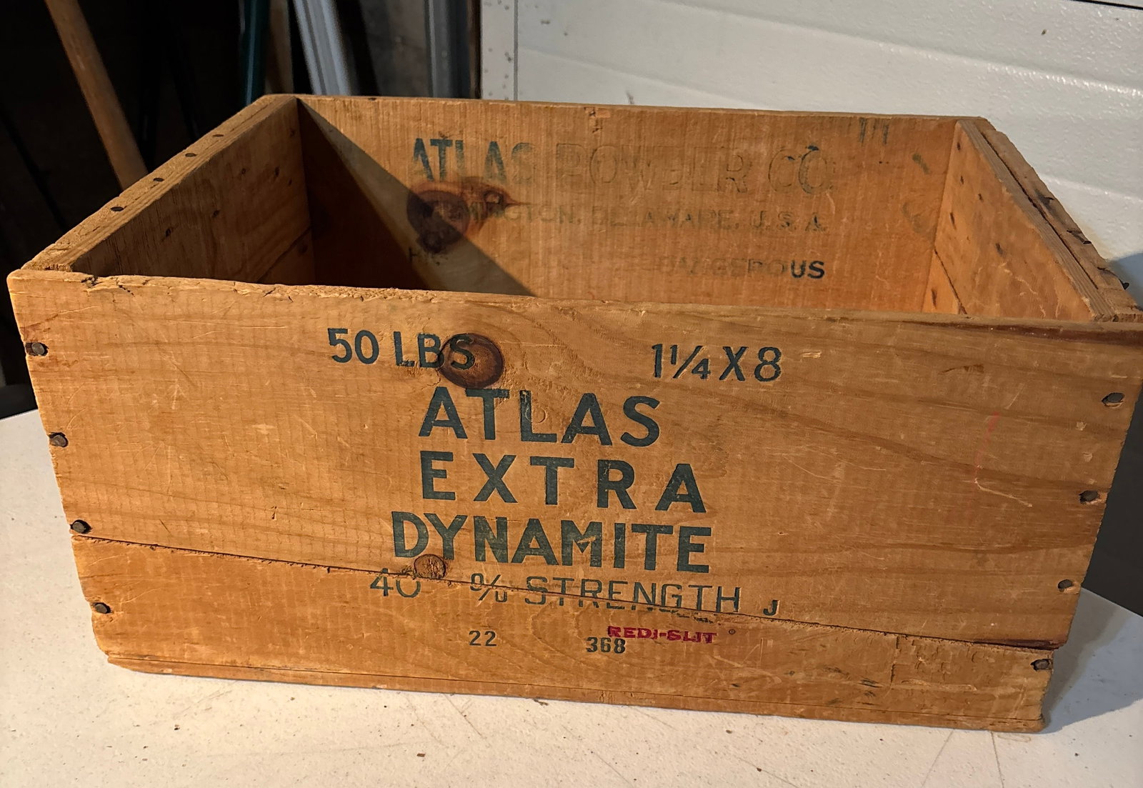 Antique Atlas Extra Dynamite Wood Crate Box: Antique Atlas Extra Dynamite Explosives wood Crate box. Good condition. Measures 18”x 8.5” x 13”. Flat rate shipping $25 or pick up in St. Joseph Mo.