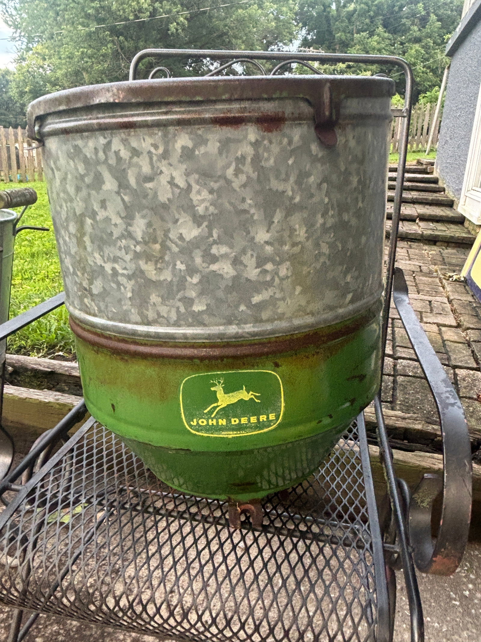 Antique John Deere Galanized Seed Planter Hopper Farmhouse Flower Pot: Antique John Deere Planter Box Seed Hopper Farmhouse Yard Art Flower Pot. Vintage John Deere Corn Planter Seed Hopper BoxLogo . Authentic vintage yellow 4-leg leaping deer graphicMaterial: Two-tone ga