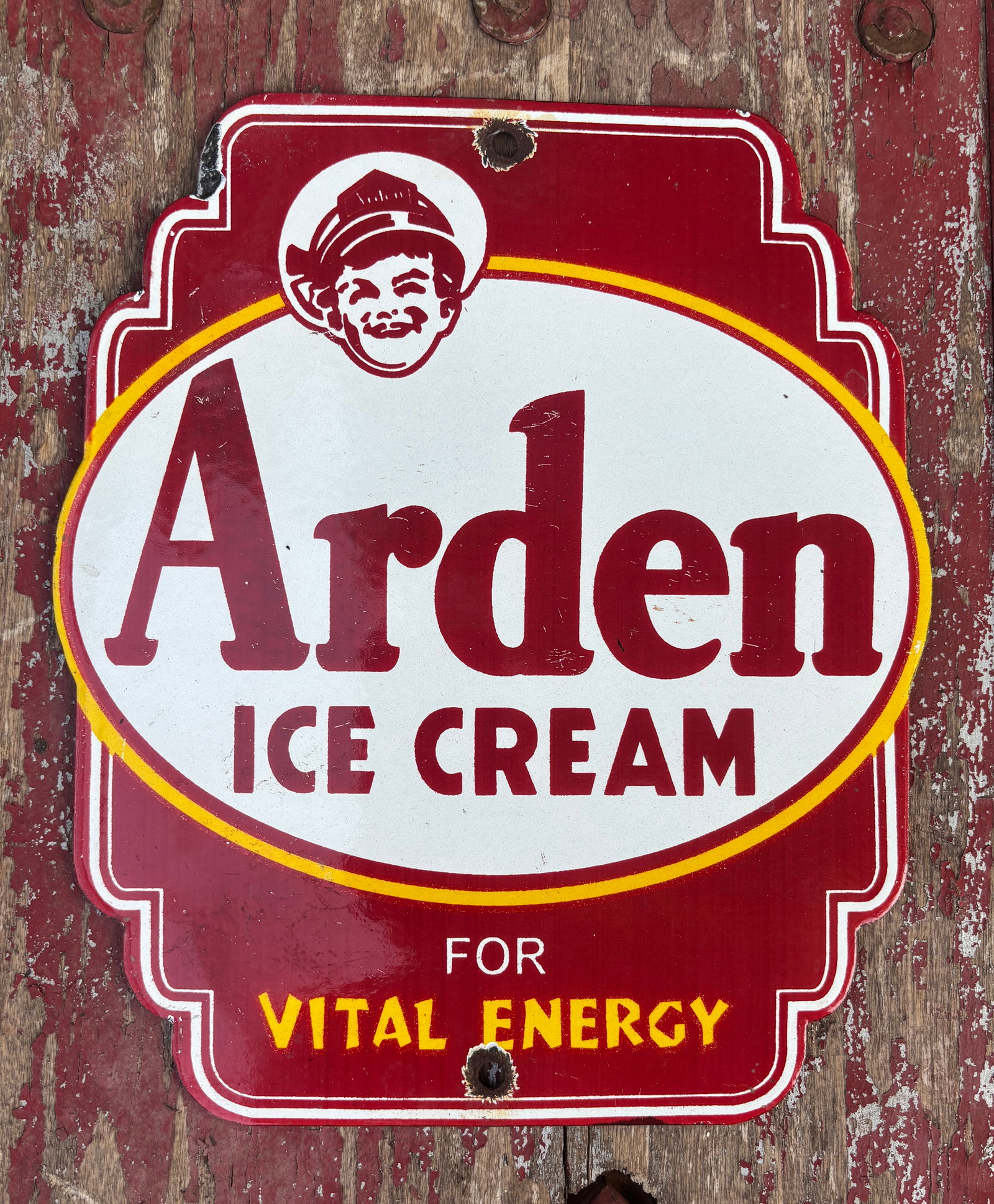 Small 8”x 10” Arden Ice Cream Contemporary aged Porcelain Sign Die Cut: Small 8”x 10” Arden Ice Cream Contemporary aged Porcelain Sign Die Cut.I am offering several of these nostalgic newer aged porcelain on metal signs. Fun quality signs at low shipping cost.