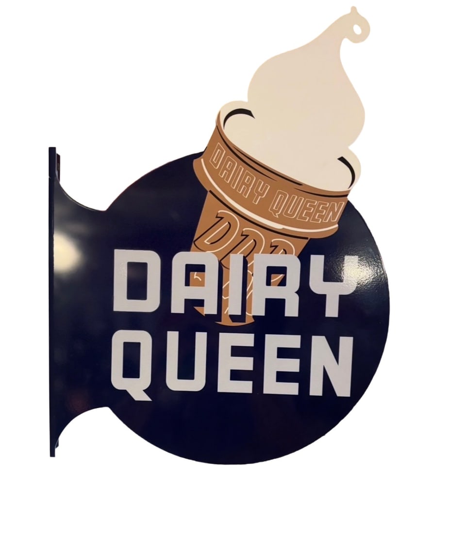 Vintage Style Dairy Queen Double-Sided Metal Flange Sign DQ Ice Cream (1 of 4)