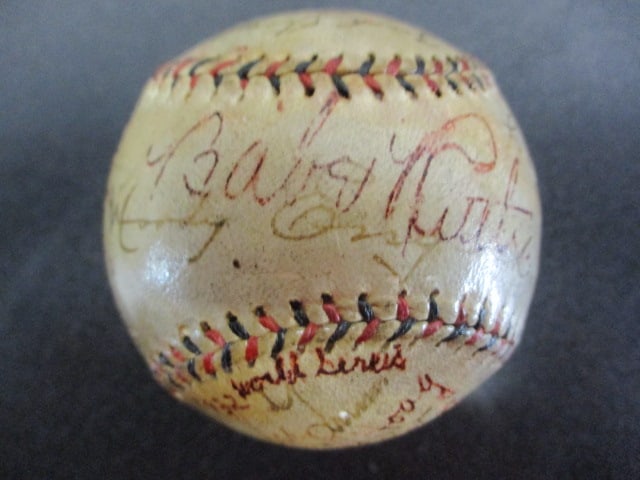 1932 World Series Team-Signed Baseball – Yankees & Cubs – Ruth, Gehrig, Lazzeri, Hartnett – (1 of 6)