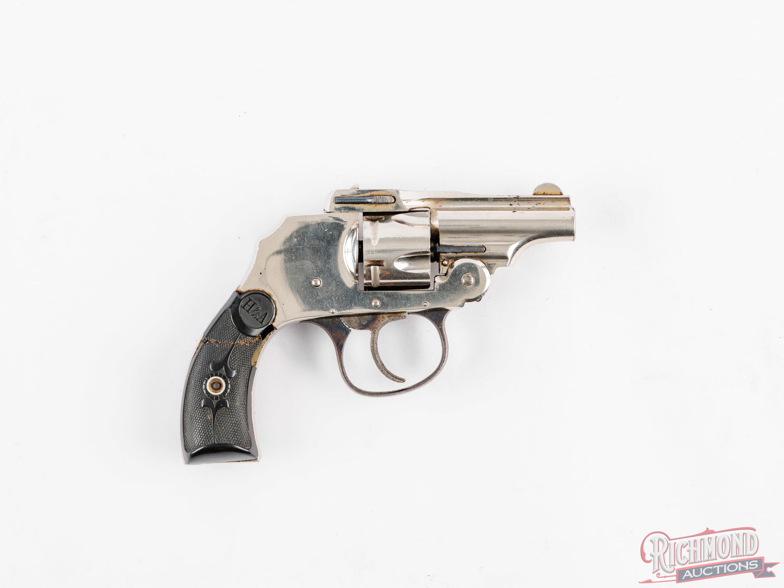Hopkins And Allen Safety Police Double Action 5 Shot 32 S&W Caliber Revolver - 2