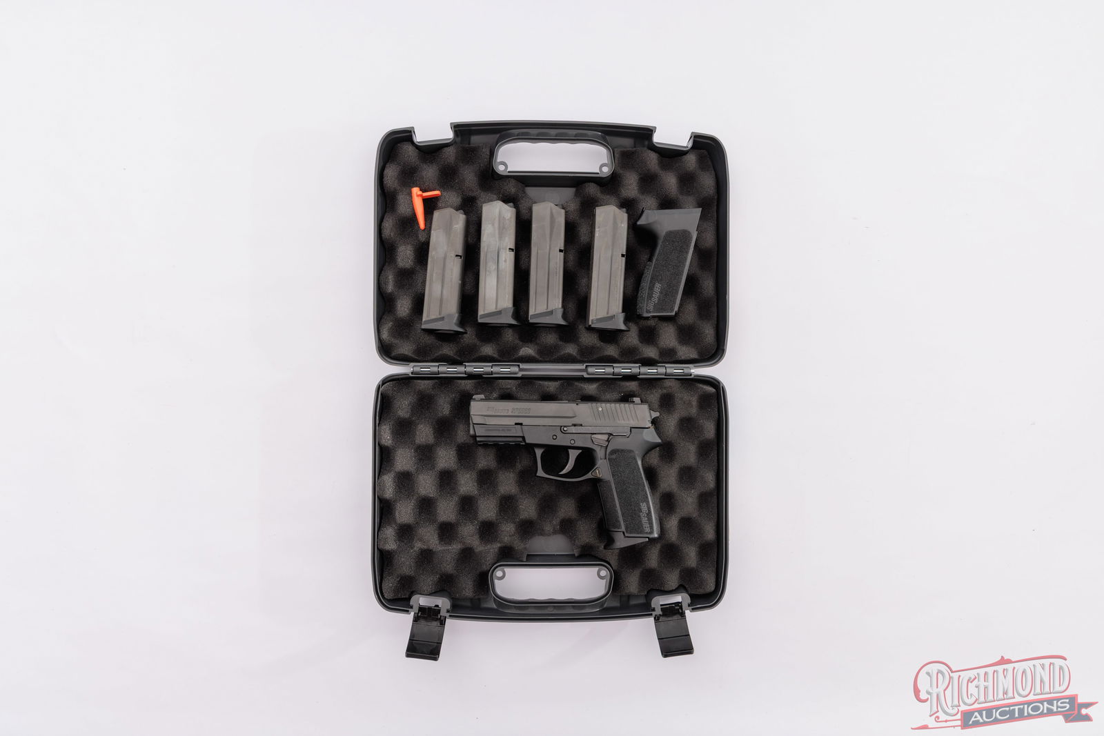 Sig Sauer SP2022 9mm Semi-Auto SA/DA Pistol in Original Case - 4