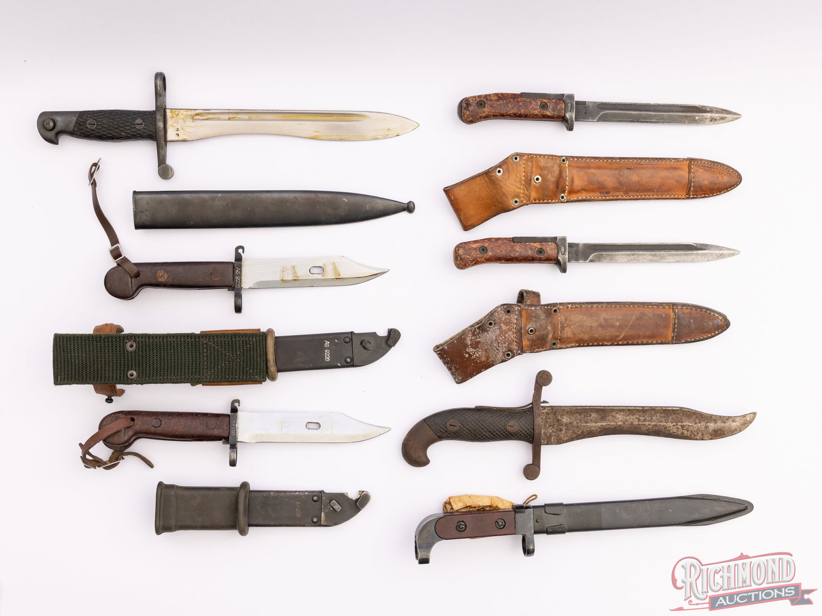 Lot Of 6 Various Bayonets With Scabbards And Sheaths And One Curved Blade Knife - 2