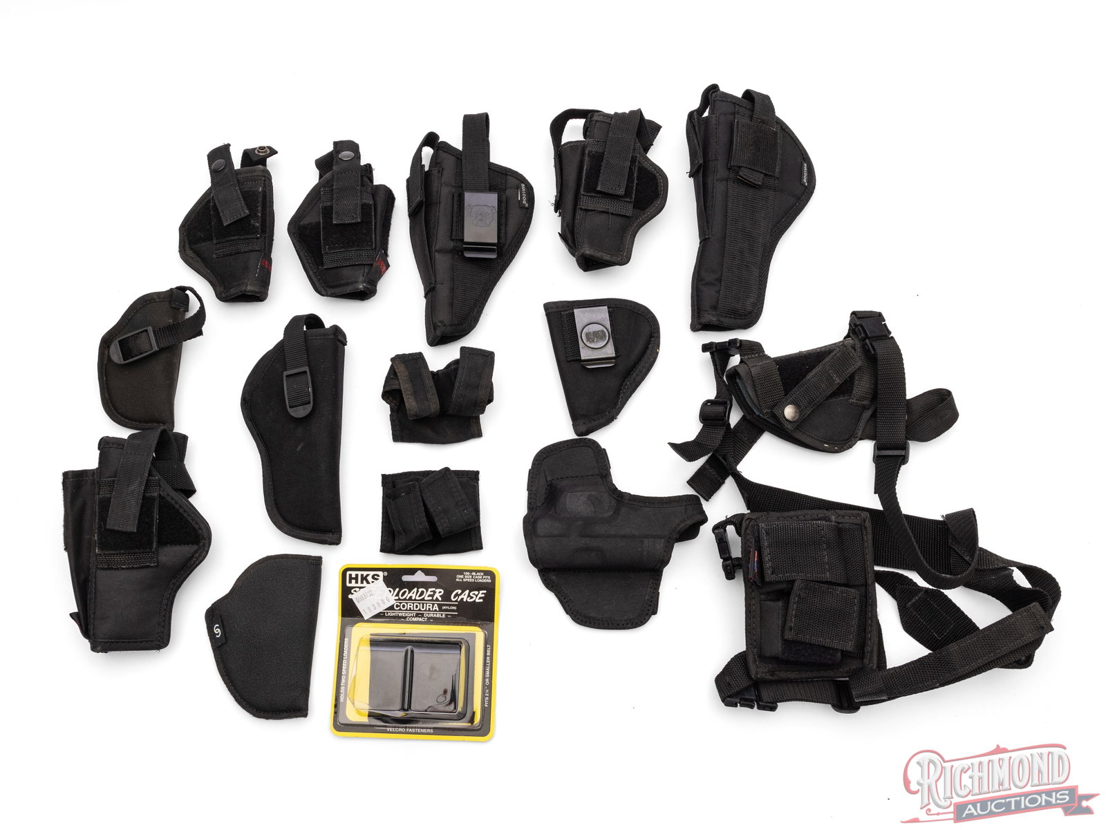 Lot of 12 Nylon Holsters And Speed Loader Cases (1 of 2)