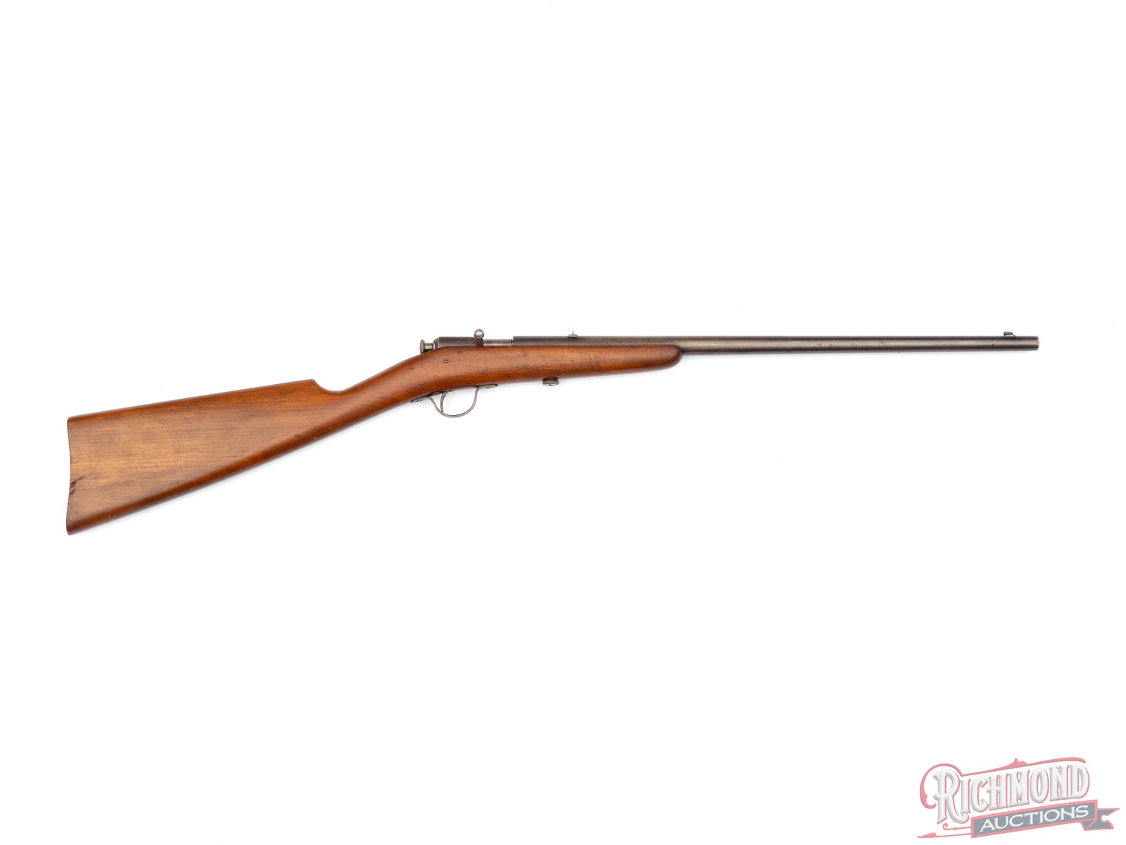 Winchester Model 1900 Single Shot Bolt Action Rifle .22 Short, Long: This model 1900 was manufactured in New Haven, Conn by the Winchester Repeating Arms Co. It features an 18" barrel with a dovetail blade front sight and notch rear sight. The barrel has the