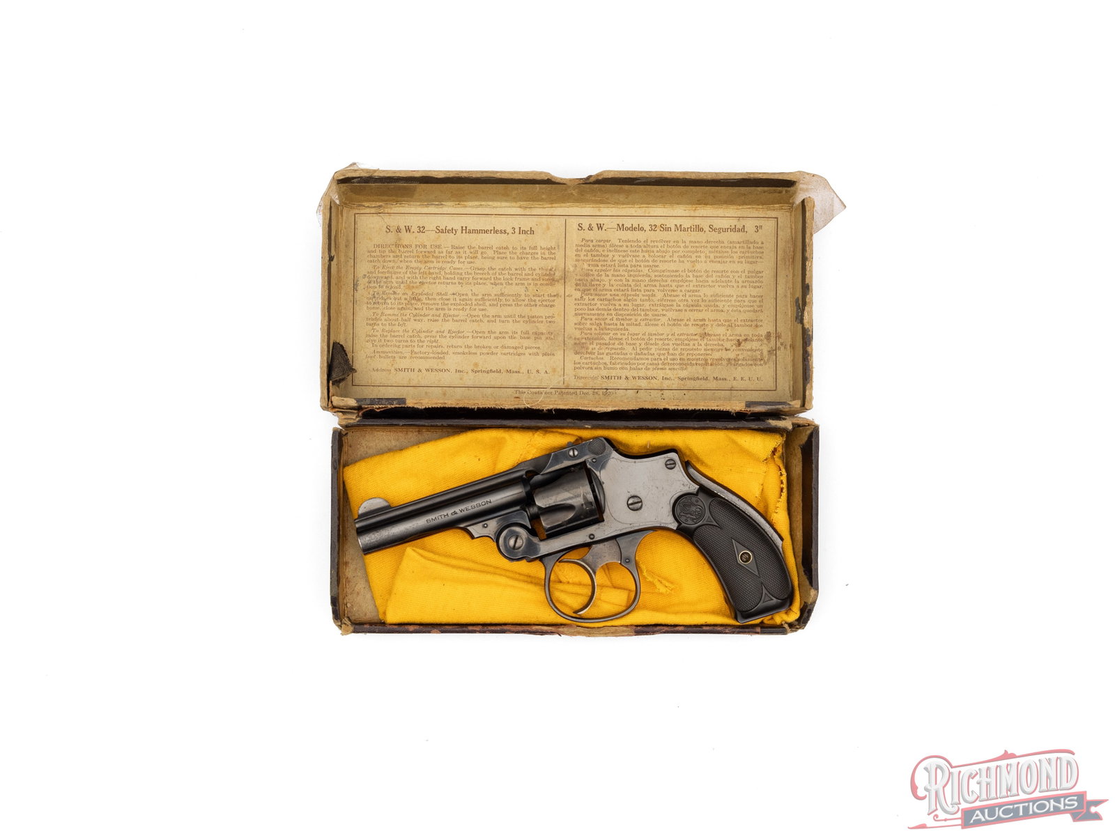 High Condition Smith & Wesson Safety Hammerless .32 S&W 3rd Model Lemon Squeezer With Factory Box - 4