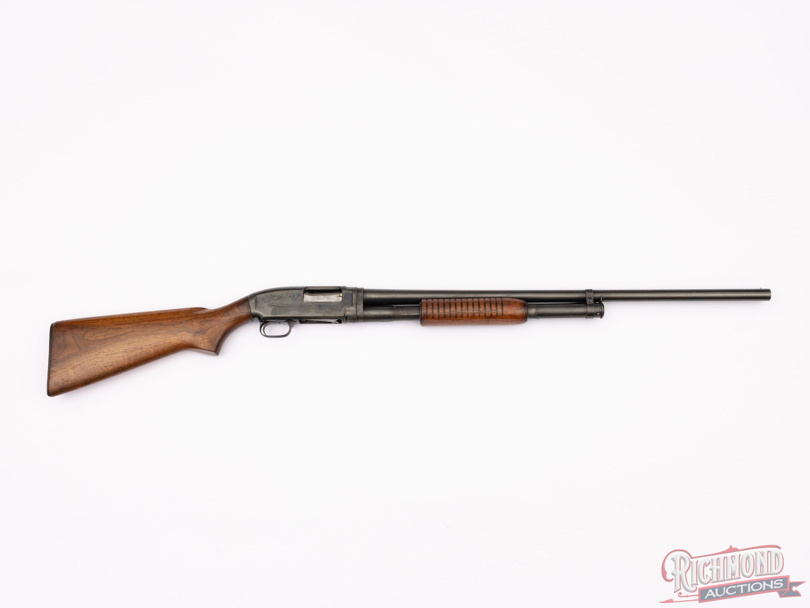 1953 Winchester Model 12 Pump Action 12 Gauge Shotgun (1 of 2)