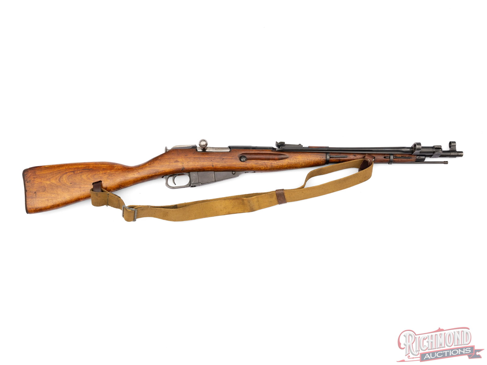 1944 Izhevsk M44 Mosin Nagant Carbine Bolt Action Rifle 7.62x54R Caliber: This Mosin Nagant M44 was made in 1944 at the Izhevsk factory and is chambered in 7.62x54R. It features a hooded post style front sight, a side folding bayonet with early style locking lug, and an