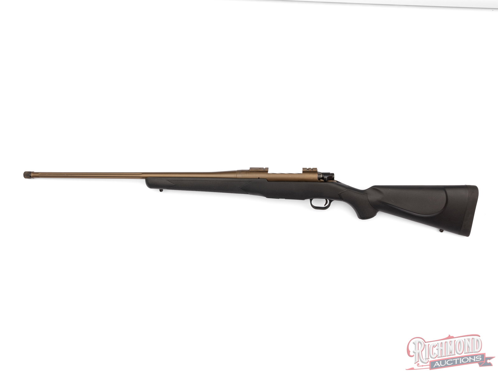 Mossberg Patriot .300 WIN MAG Bolt Action Rifle Threaded & Fluted Barrel - 2