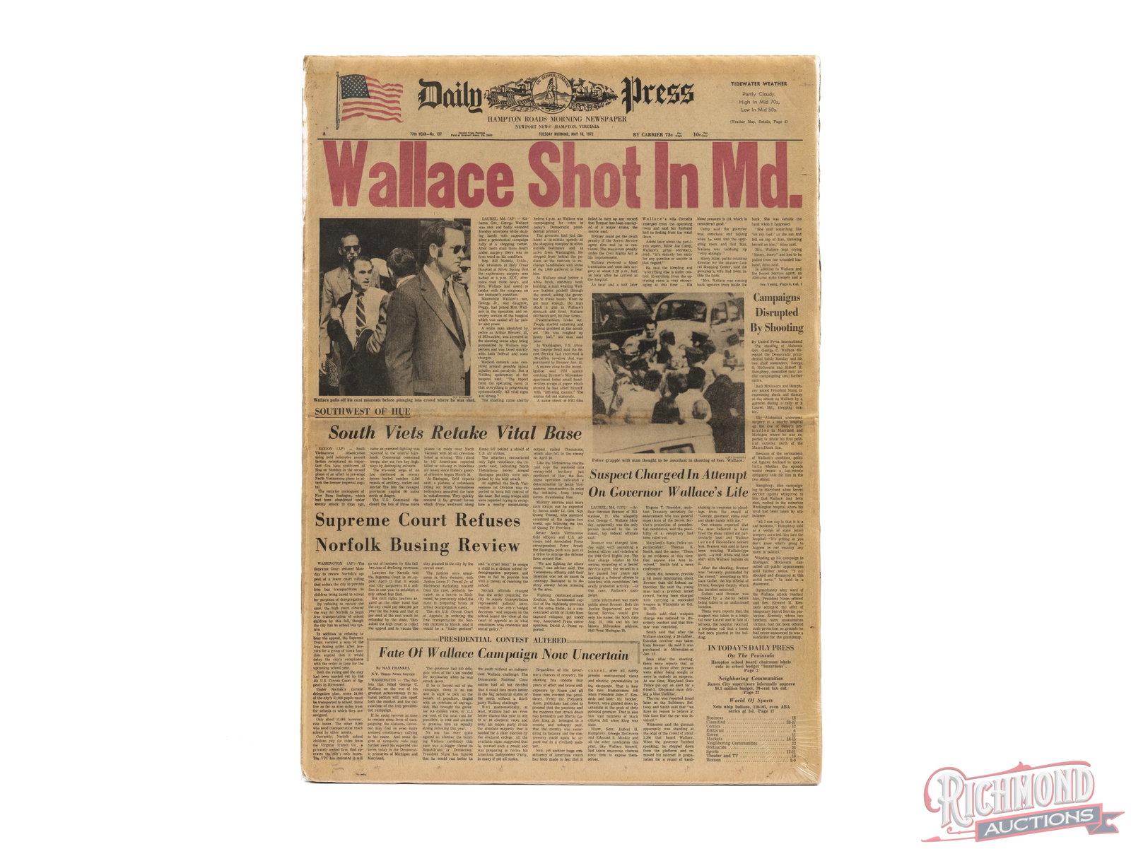 4 Vintage Newspapers & Front Pages Dating 1941 To 1972 Highlighting Historical Events: This is a lot of 4 vintage newspapers that report on events from WW2 to 1972. All newspapers are sealed in plastic against a cardboard back. The earliest paper is the Richmond Times-Dispatch dated