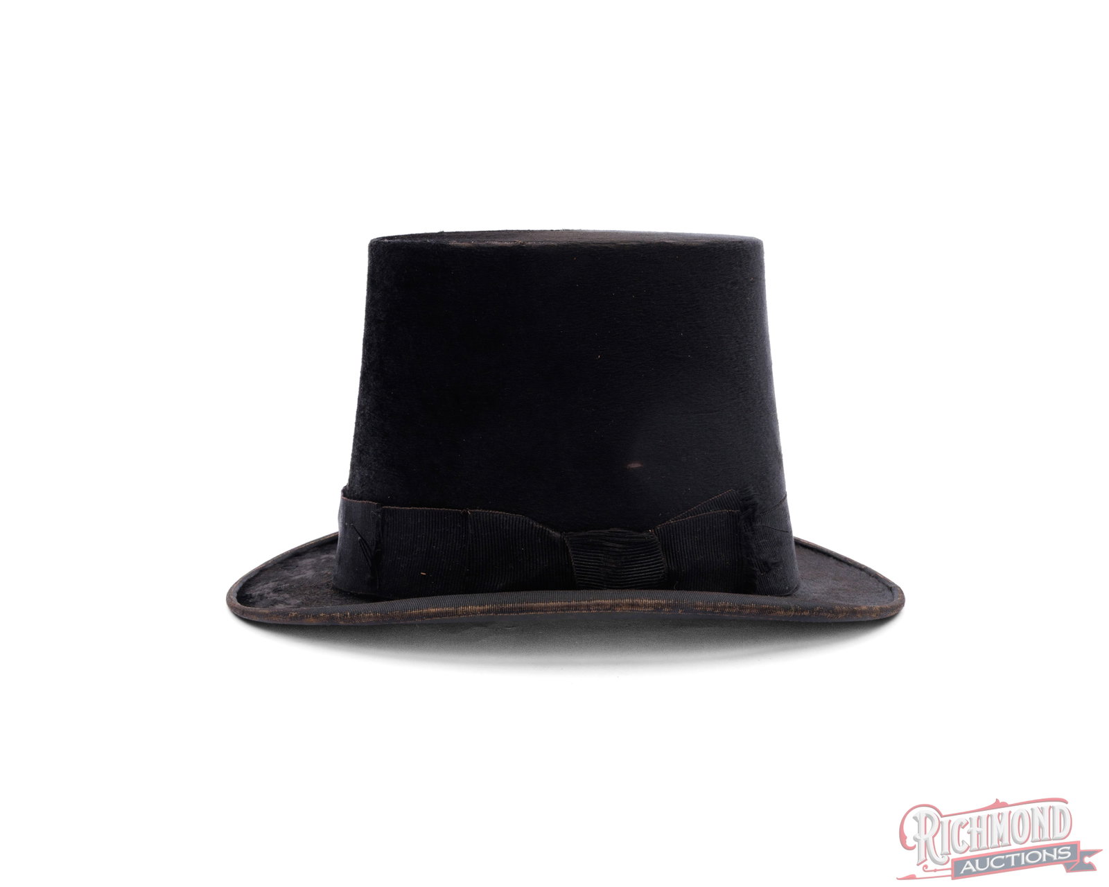 Antique Young Bros NY Beaver Silk Top Hat With Fitted Leather Case - 3