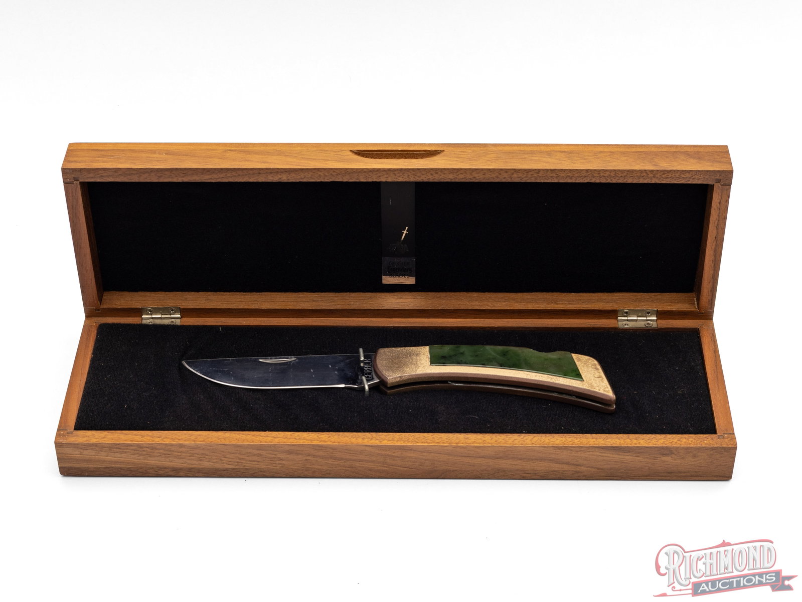 Two Gerber Legendary 97223 Lockback Folder Knives in Original Wood Cases - 5