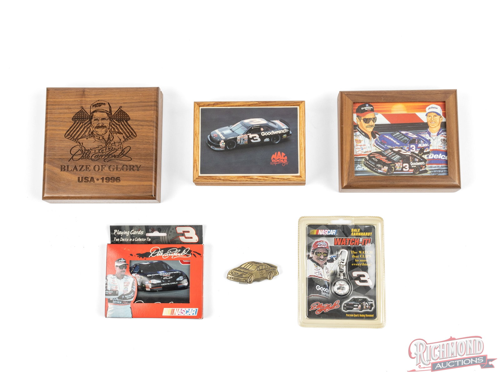 Dale Earnhardt Lot Case XX Trapper Knives, Collector Playing Cards, Schrade Knife & Watch Clip - 2