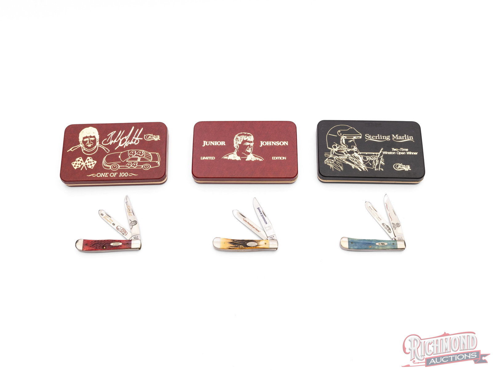 Three Case XX Trapper Folder Knives Commemorative Nascar Legends Limited Edition: Three Case XX collector knives, all Trapper with two etched blades in original cases commemorating Nascar driver legends. One Sterling Marlin with smooth blue bone handle, includes COA. One Junior