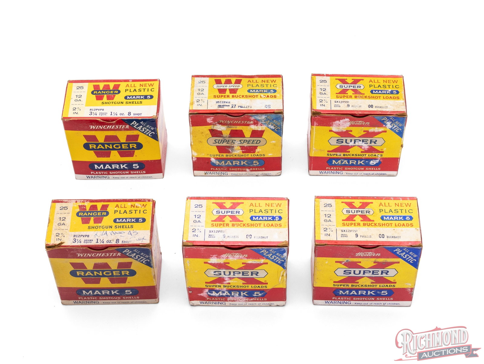 150 Rounds of Western And Winchester 12 Gauge Including #8 Shot and 00 Buckshot: In this lot is 6 different boxes of 12 gauge shells by Western and Winchester. Included in the lot is 3 full boxes of Western Super X Mark 5 00 Buckshot 2 3/4" shells. There is one box of Winchester