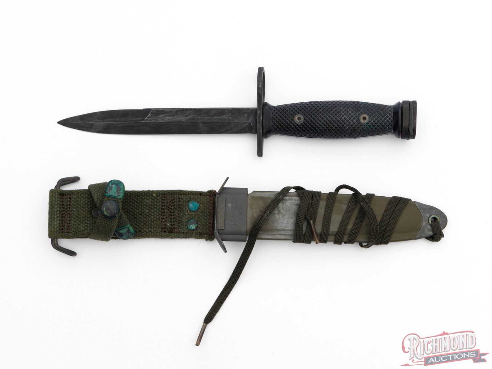 3 Boxed US M7 Bayonets USM8A1 With Scabbards - 2