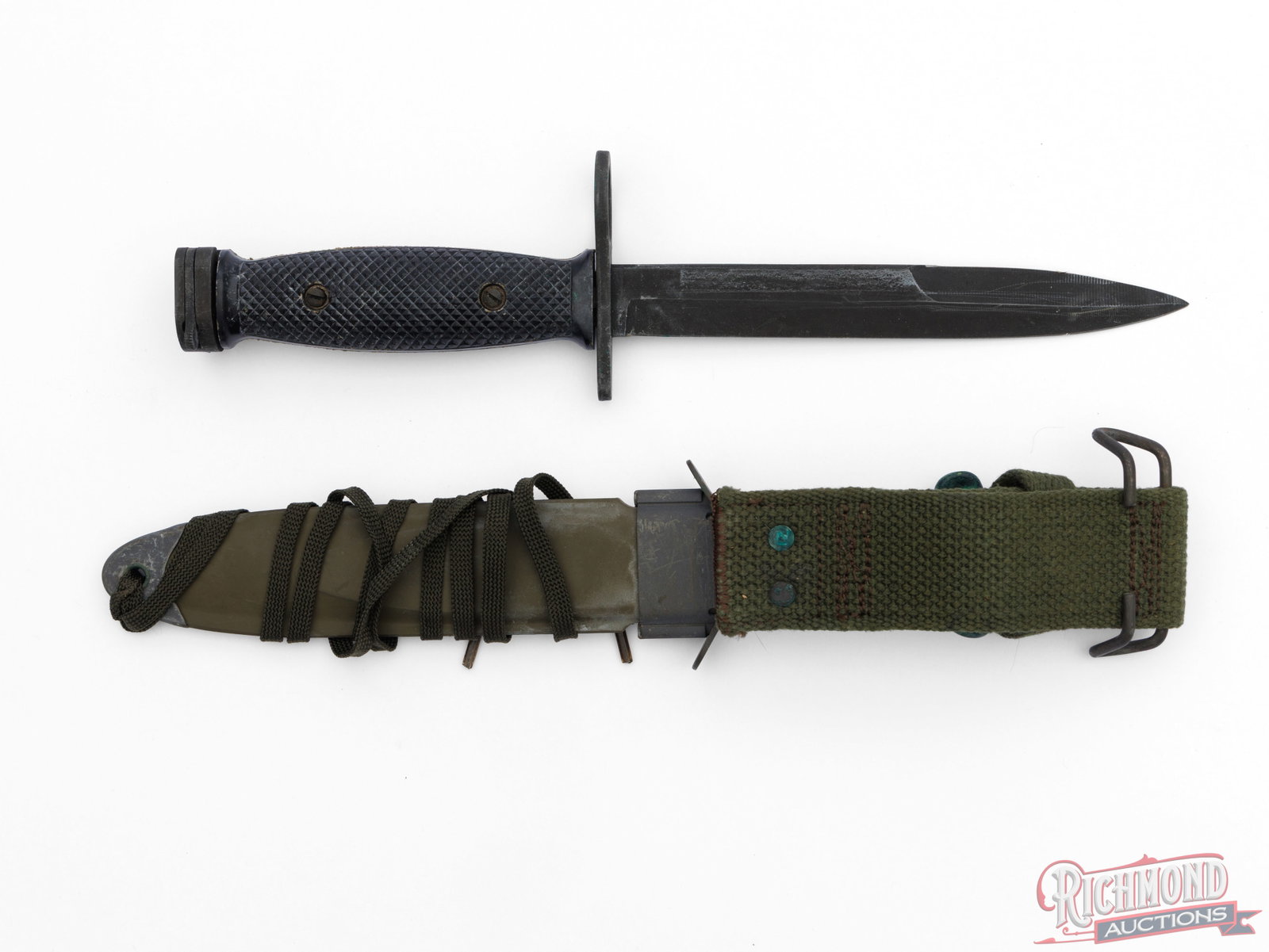 3 Boxed US M7 Bayonets USM8A1 With Scabbards - 3