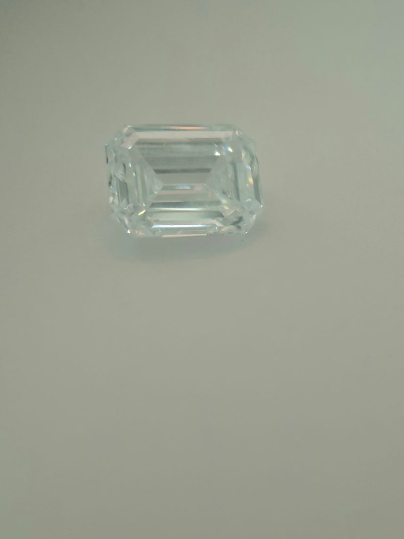 0.91ct GIA Certified Emerald Cut Diamond - D Color, Internally Flawless (IF) - Excellent Polish: Investment-Grade 0.91 Carat Natural Diamond - Rare Internally Flawless Emerald CutCertification: GIA Report #6224491228Shape and Cut: Emerald CutCarat Weight: 0.91 CaratColor Grade: D (Colorless - The
