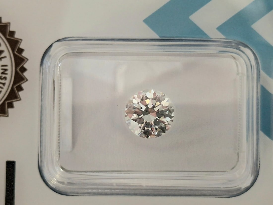 1.02 Carat E / IF Round Brilliant Diamond - Triple Excellent - IGI Certified - Sealed - 5