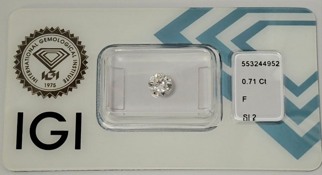 0.71 Carat F / SI2 Round Brilliant Diamond - IGI Certified - Sealed - 6