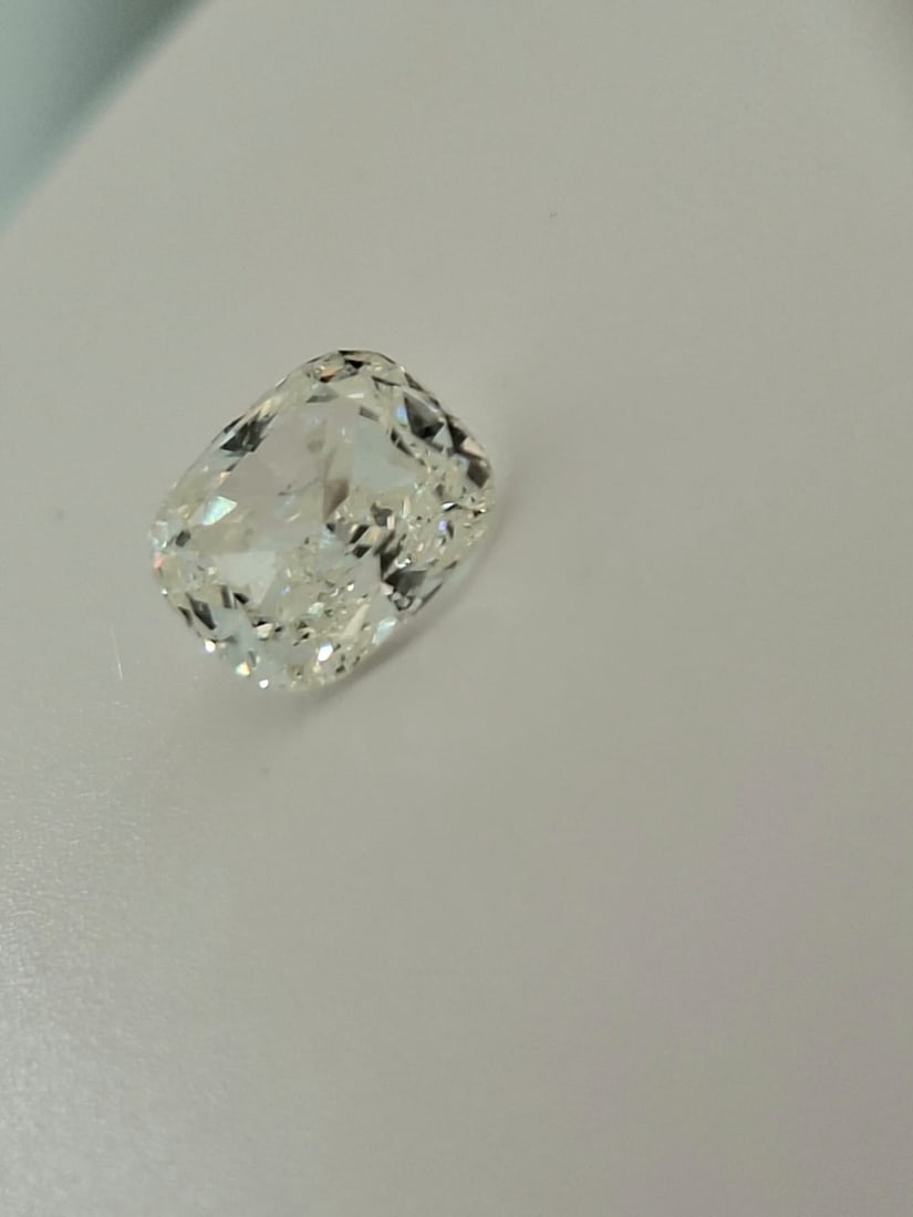 0.93 Carat K / VS2 Cushion Modified Brilliant Diamond - GIA Certified - 5