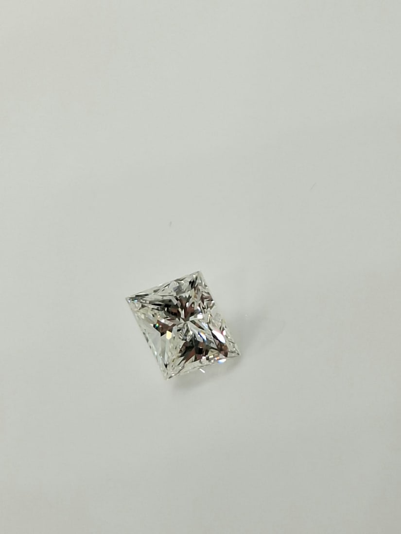0.91 Carat Square Modified Brilliant Diamond - I Color - VVS 1 Clarity - EX/VG - GIA Certified - 2