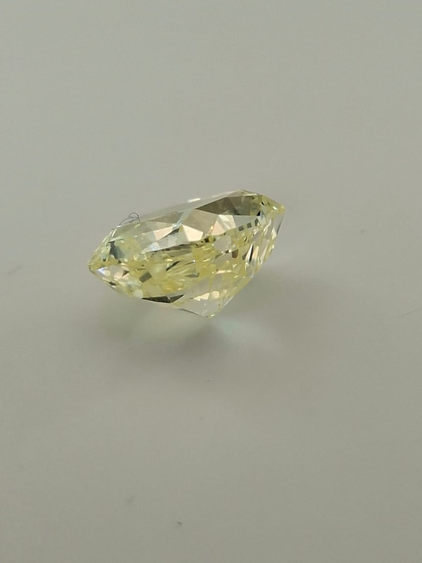 2.04 Carat Cushion Modified Brilliant Diamond - Natural Fancy Light Yellow - VS2 Clarity - GIA Certi - 3