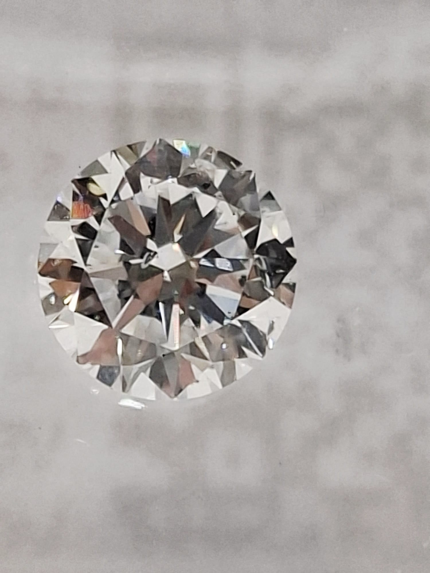 0.70 Carat D Color SI2 Round Brilliant Diamond - IGI Certified - Triple Very Good Cut - 7