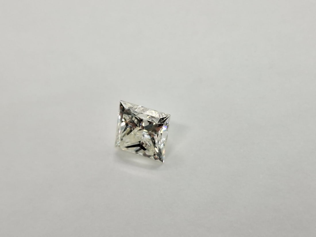 1.03 CT Princess Cut Diamond - K Color - VVS 2 - GIA Certified - 8