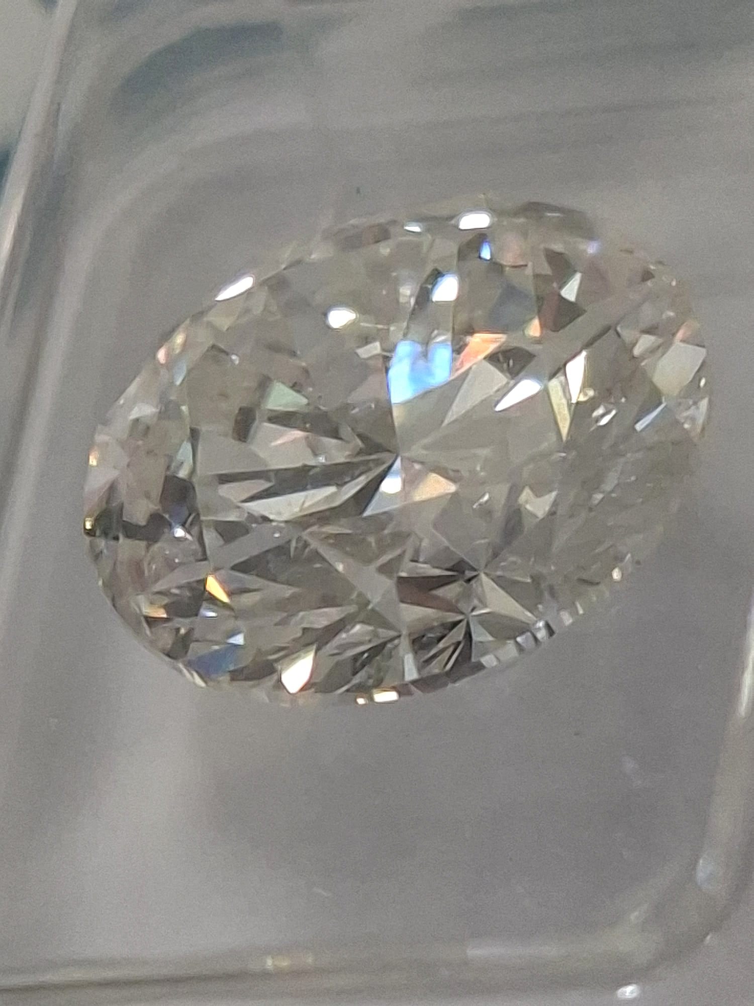 3.34 CT Round Brilliant Natural Diamond - G Color - SI2 Clarity - Triple Excellent - IGI Certified ( - 4