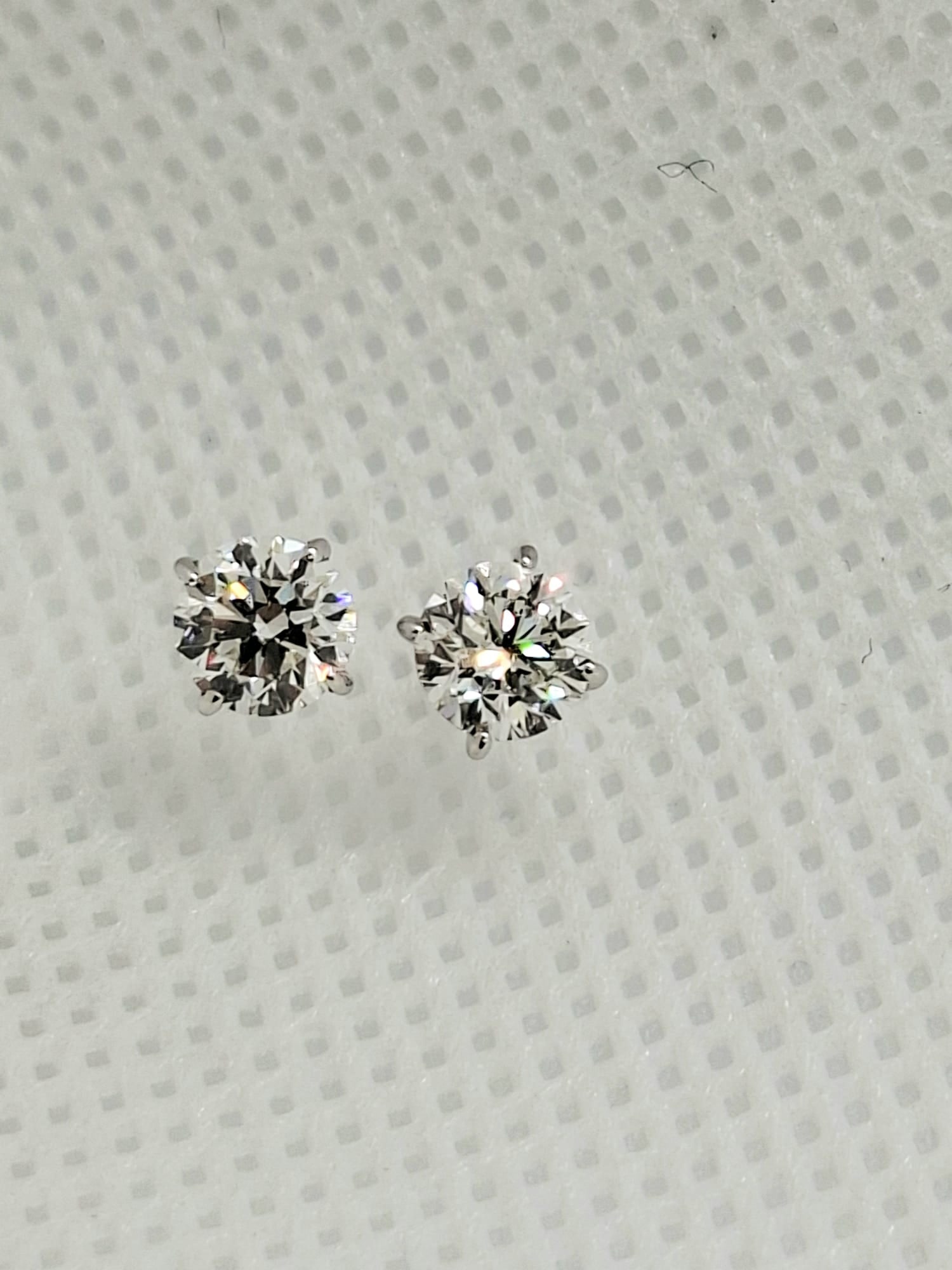 0.82 CTW D-E/VS Natural Diamond Stud Earrings 14K Gold IGI - 5