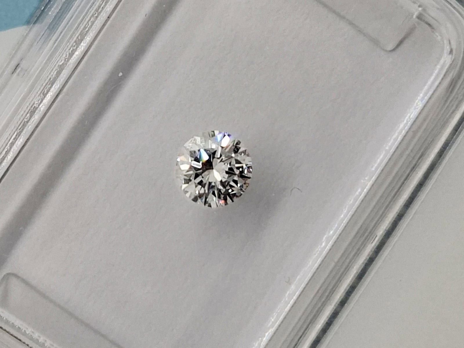 0.42 CTW Pair D IF Natural Round Brilliant Diamonds IGI Certified Sealed - 6