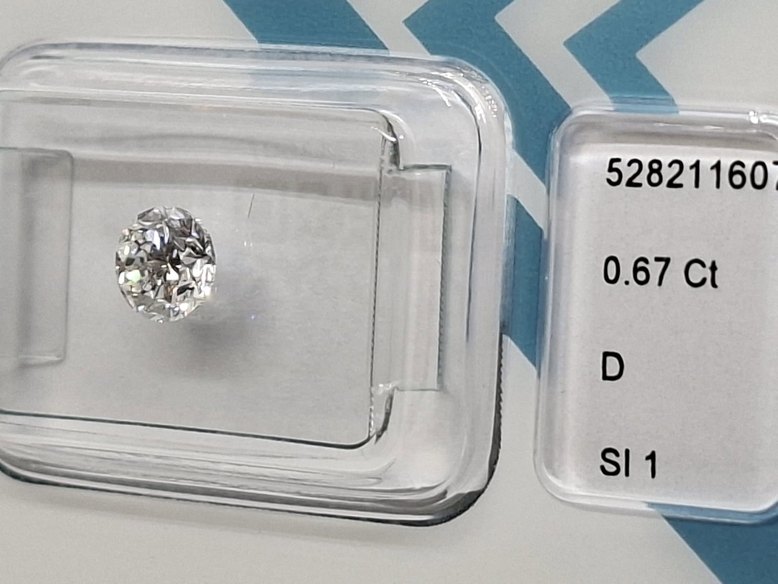 0.67 CT Natural Round Brilliant Diamond D SI1 3VG IGI Certified Sealed CertiCard - 3