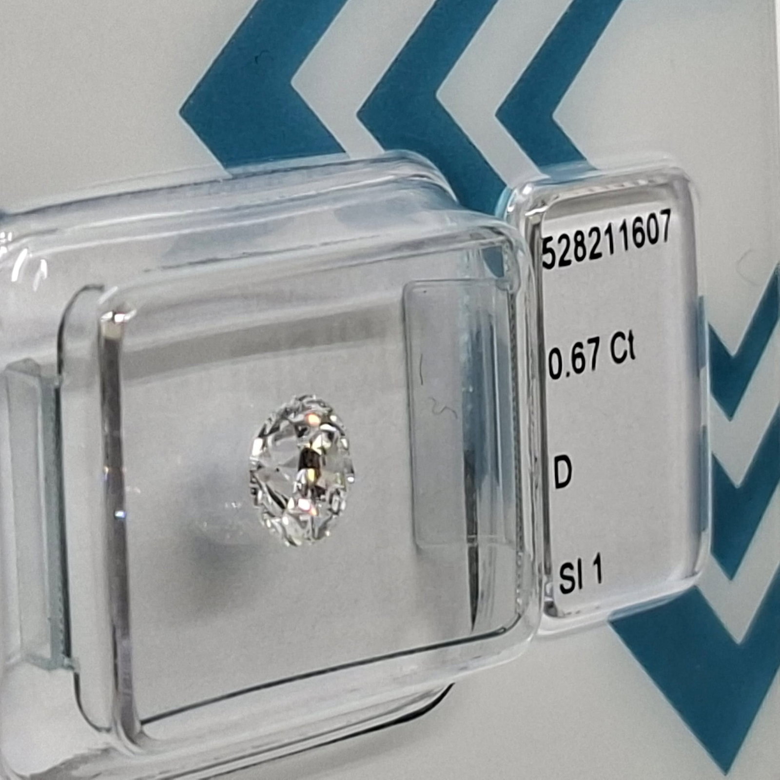 0.67 CT Natural Round Brilliant Diamond D SI1 3VG IGI Certified Sealed CertiCard - 6